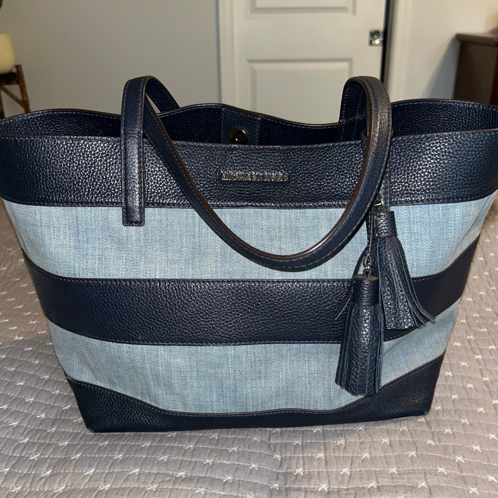 Michael Kors Navy Leather and Denim Striped Tote 👜 - Picture 2 of 16